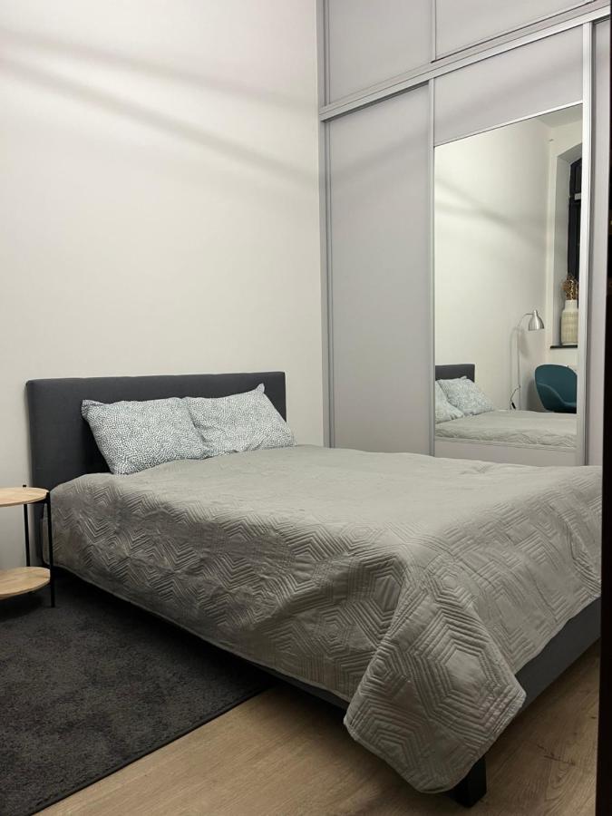 Loft Stara Tkalnia Apartman Zielona Góra Kültér fotó