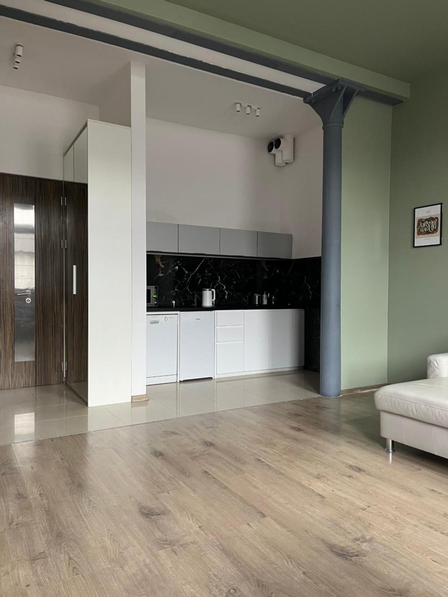 Loft Stara Tkalnia Apartman Zielona Góra Kültér fotó
